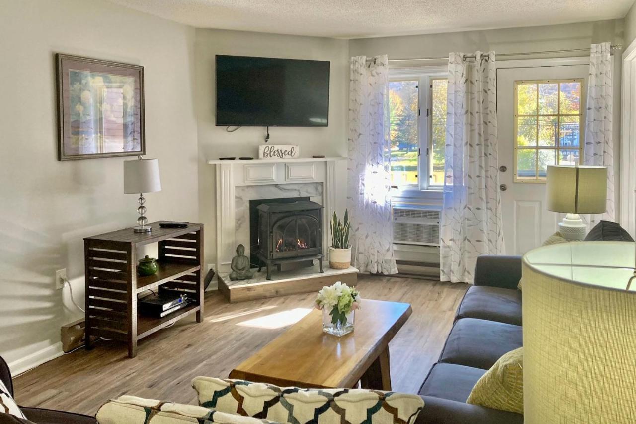 Lincoln Condo With Views, Pool, Hot Tub And Balcony! Exterior photo